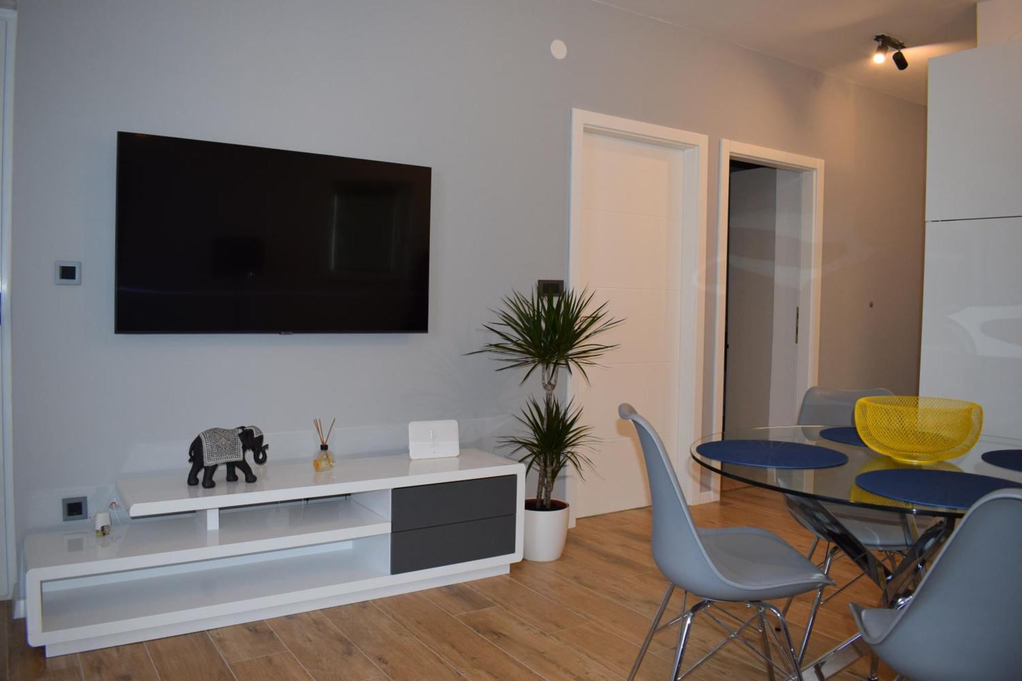 Apartman Oneum Omis Bagian luar foto